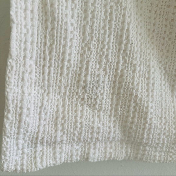 Pottery Barn 100% Cotton Crinkle Waffle Pillow Shams  Covers Set of 2 - Picture 3 of 8